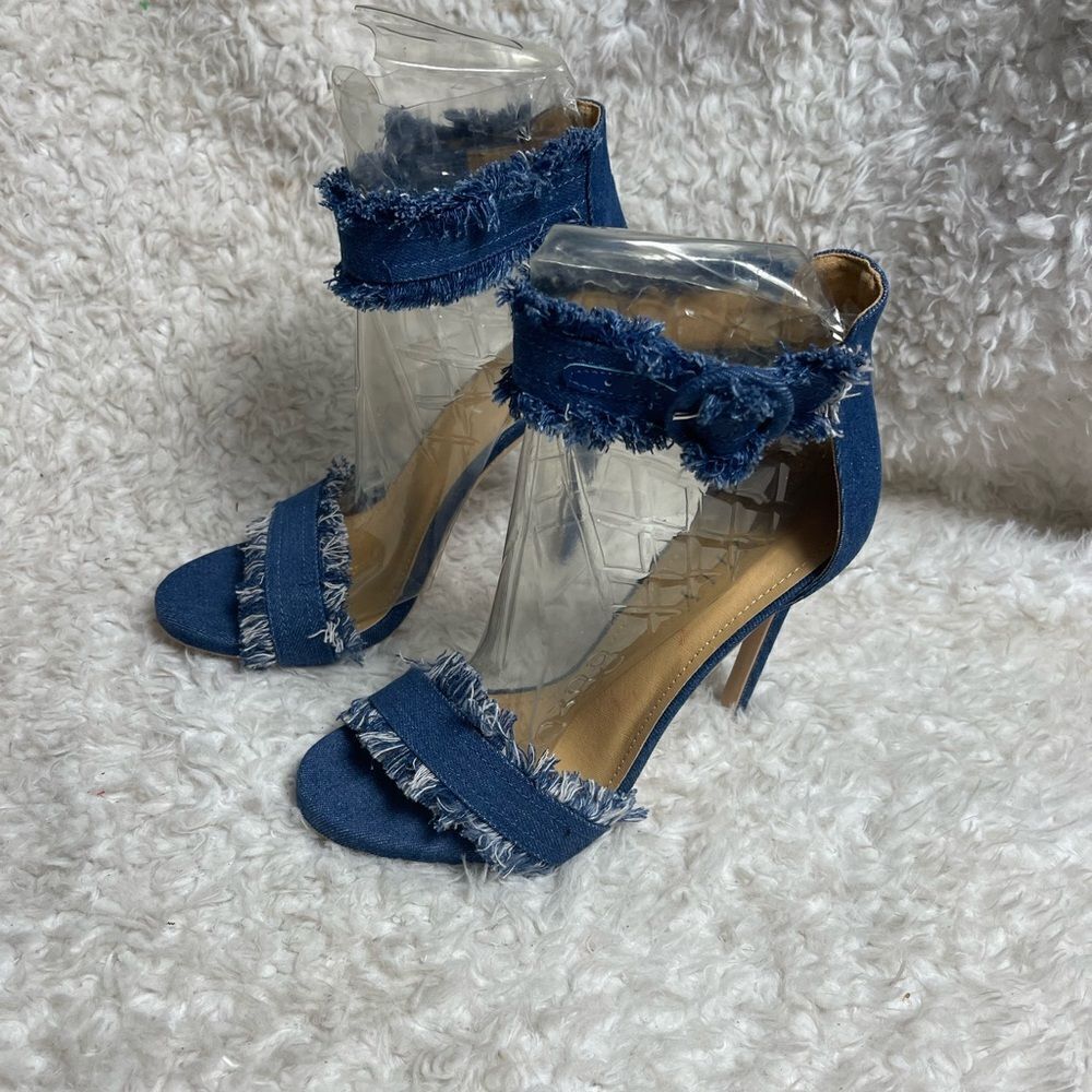 Melly Kanden Blue Denim fringe ankle strap heels sandals size 8.5